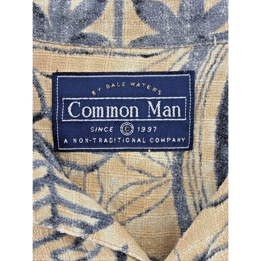 Common Man Silk Button Up Short Sleeve Shirt Large Blue Tropical Coastal Beach - Picture 2 of 10
